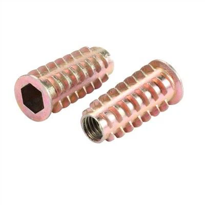 M8は木材用のナットを挿入します